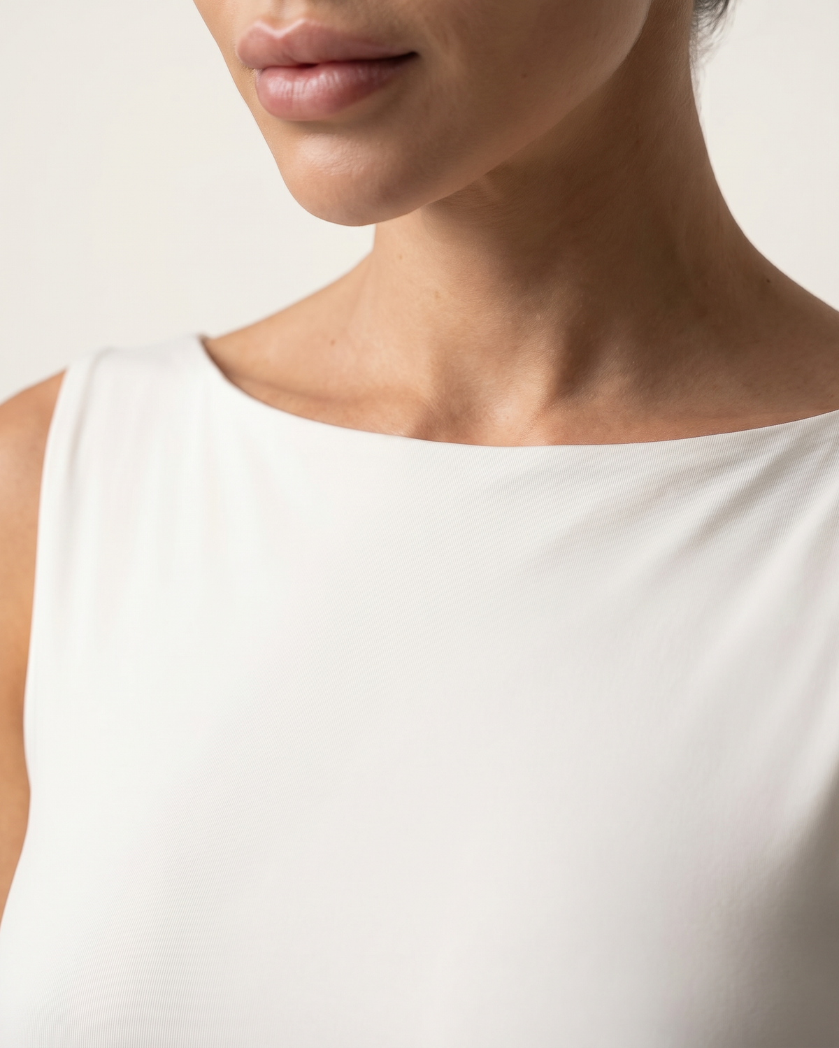 THE BARE CREAM BODY